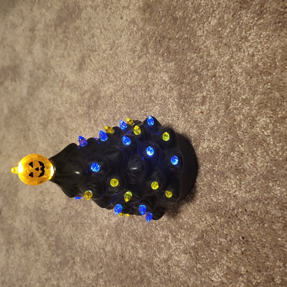 Halloween tree